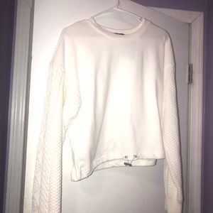 NWT! White Top Knit Sleeves with Drawstring